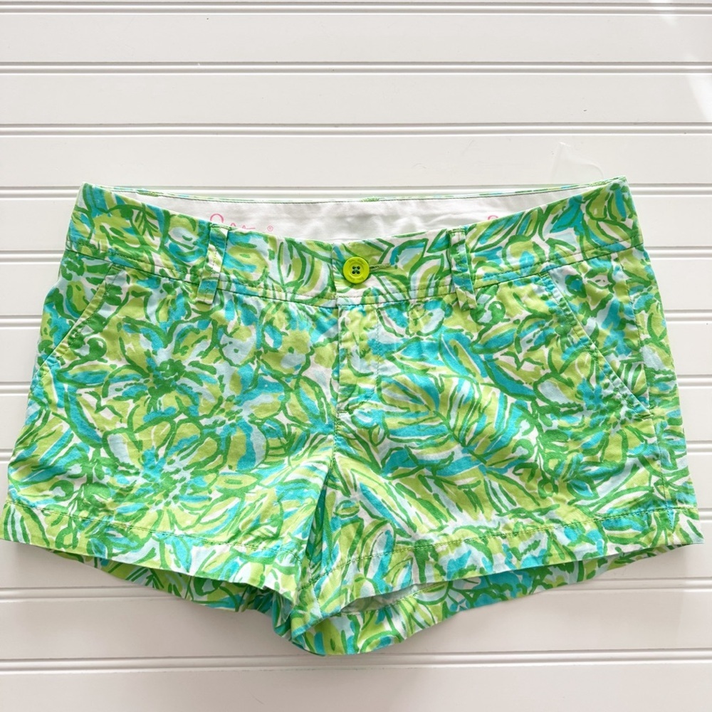 Lilly Pulitzer “The Walsh Short” Green and Blue Floral Shorts - Size 8